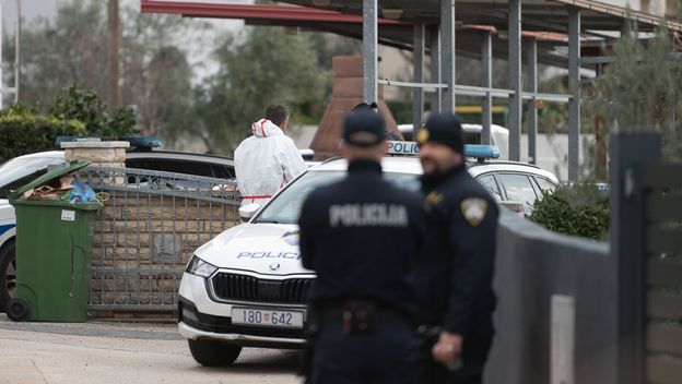 Pronađena tijela u kući u Sukošanu - 2