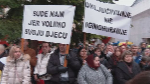 Prosvjed protiv Zakona o osobnoj asistenciji