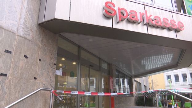 Velika pljačka njemačke banke - 3