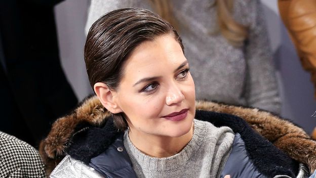 Katie Holmes na reviji Ralpha Laurena