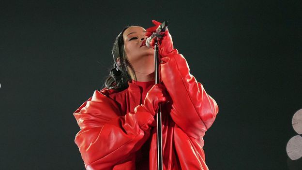 Rihanna nastupila na Super Bowlu