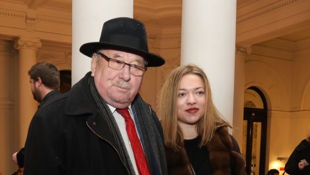 Vladimir Šeks i unuka Iva