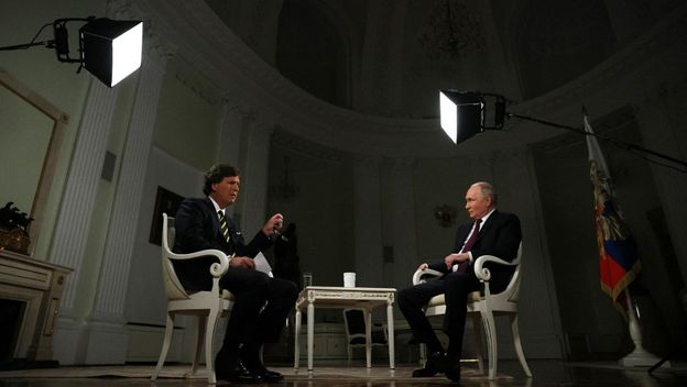 Tucker Carlson intervjuira Vladimira Putina