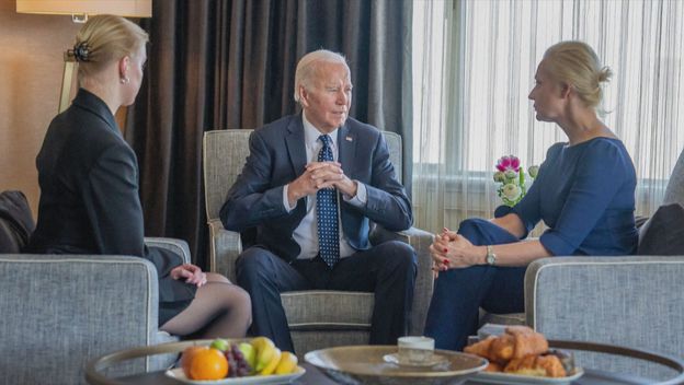 Joe Biden i Julija Navaljna - 4
