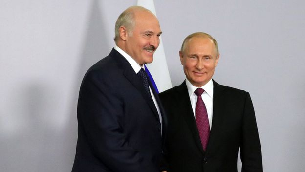 Aleksandr Lukašenko i Vladimir Putin u Sočiju 2018.