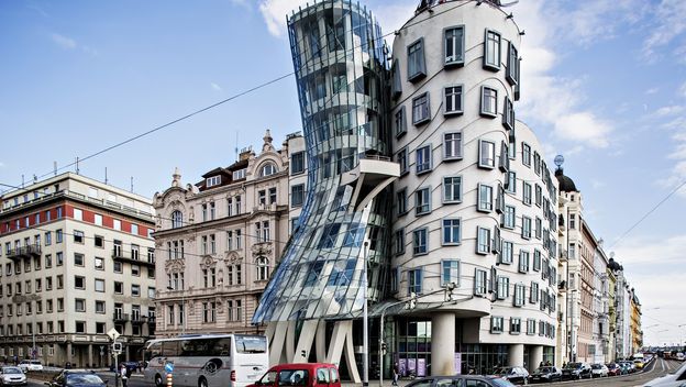 Zgrada 'Ginger i Fred' u Pragu arhitekta Franka Gerhryja