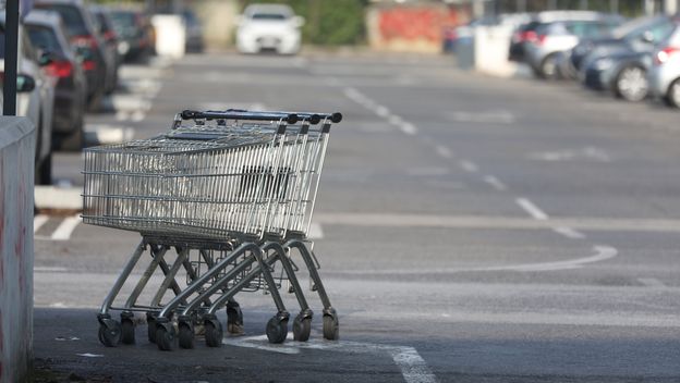 Parking trgovina