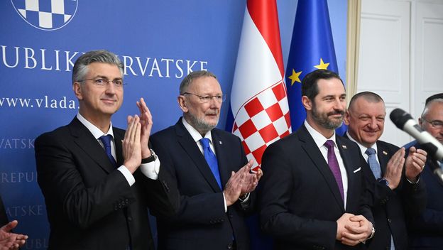 Vlada primila rukometaše u Banskim dvorima