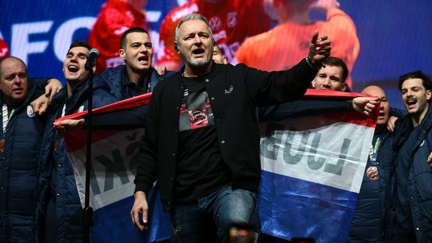 Marko Perković Thompson i rukometaši