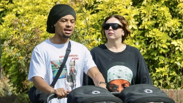 Jesy Nelson, Zion Foster