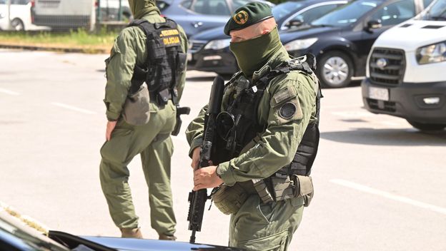 Specijalna policija, ilustracija