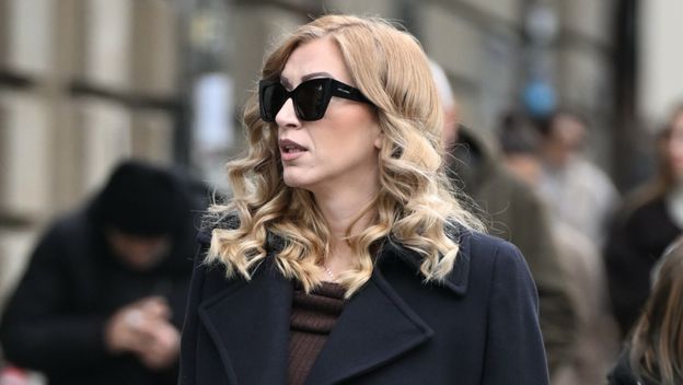 Ulična moda Zagreb lakirane čizme do koljena 2026. - 1