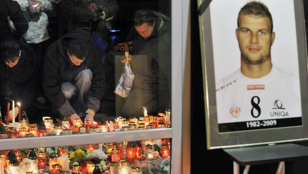 Svijeće za Mariana Cozmu