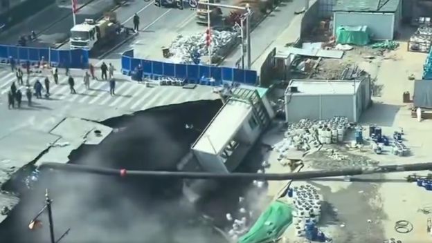 Urušavanje ceste u Šangaju