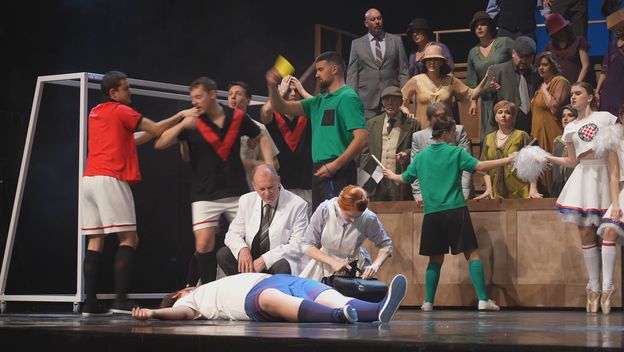 In Magazin: Kraljica lopte - 7