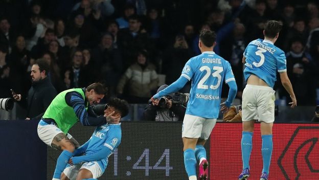 Alisson Santos slavi gol Napolija