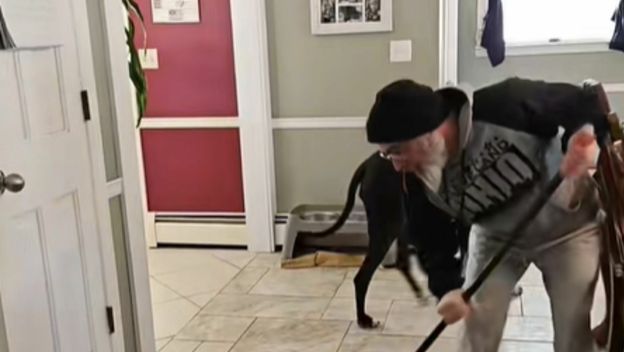 Igranje curlinga u vlastitom domu