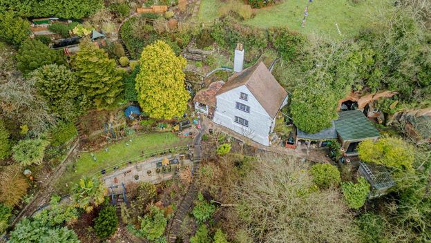 Kamena kuća u Wolverleyu, Velika Britanija - 1