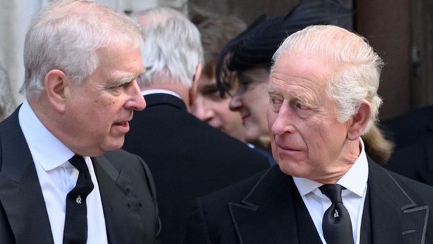 Andrew Mountbatten Windsor i kralj Charles