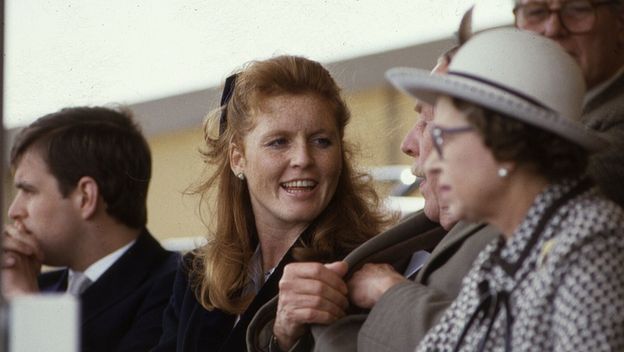 Sarah Ferguson, kraljica Elizabeta