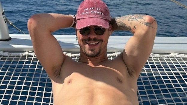 Ian Regvar, Survivor