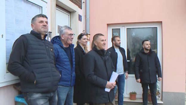 Politički rat u Posedarju