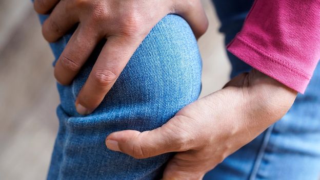 Bolovi u nogama ispod koljena: Jesu li krive vene, živci ili nešto treće?