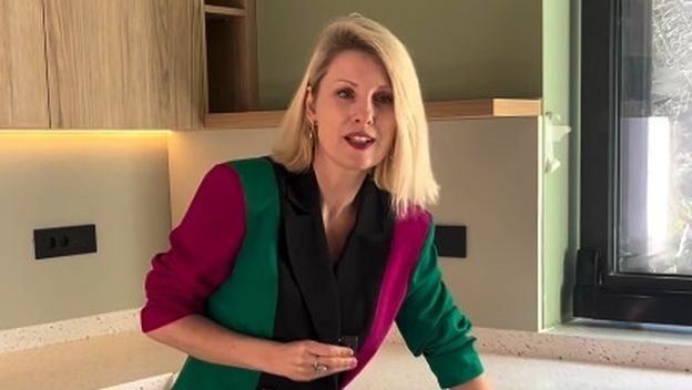 Ida Prester u svojoj kuhinji