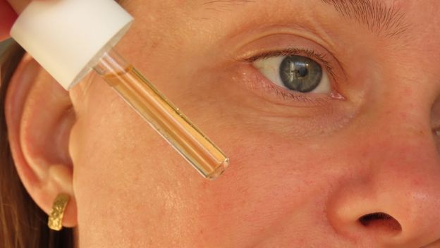 9 pametnih trikova za njegu zrele kože u 40-ima