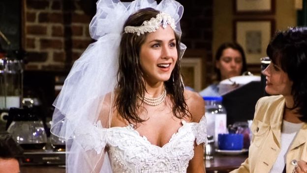 Rachel Green u vjenčanici u prvoj epizodi prve sezone serije 'Prijatelji' - 5