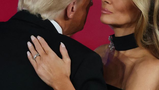 Melania Trump nosi glazirane nokte