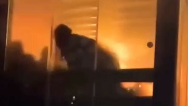 Snimka požara na švicarskom skijalištu