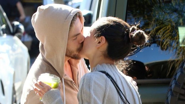 Derek Hough, Hayley Erbert Hough