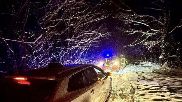 Taksist zapeo u snijegu