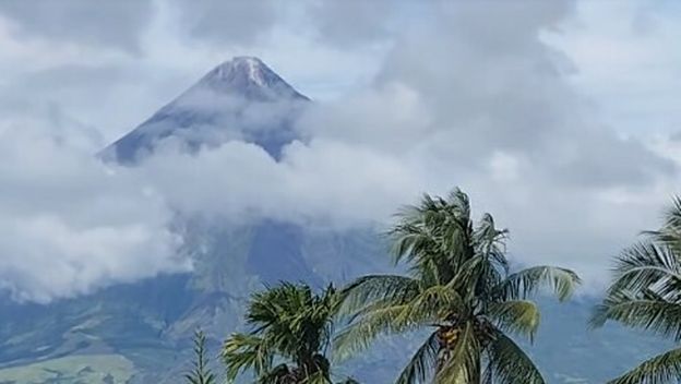 Očekuje se erupcija vulkana Mayon