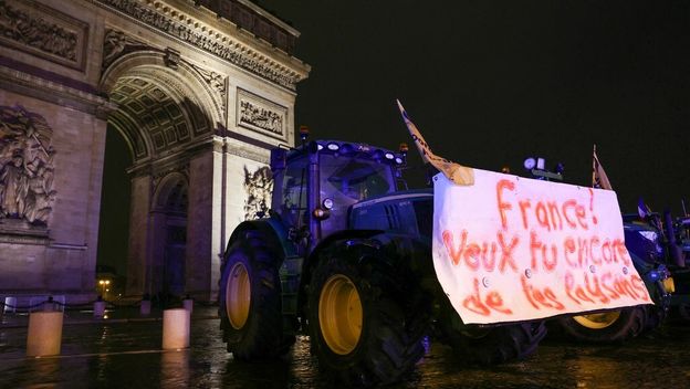 Prosvjed poljoprivrednika u Parizu