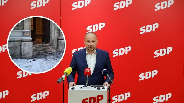 Siniša Hajdaš Dončić i palež katedrale