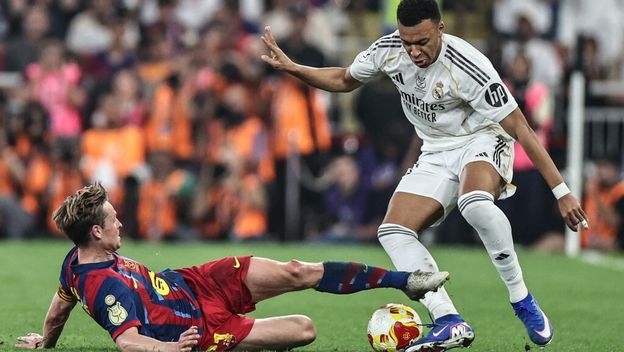 Frenkie de Jong i Kylian Mbappe