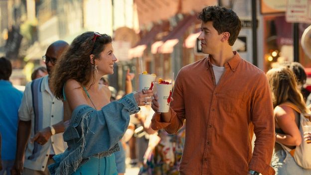 Emily Bader, Tom Blyth