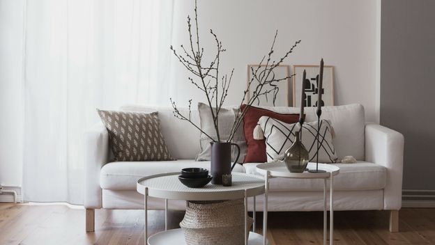 Grane u vazi su divna dekoracija doma