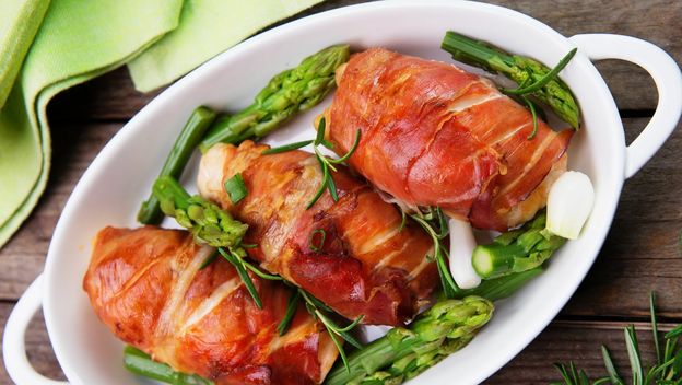 Pileće rolice s pestom i pršutom