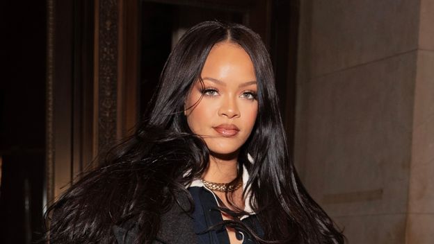Rihanna u slojevitoj odjevnoj kombinaciji - 3
