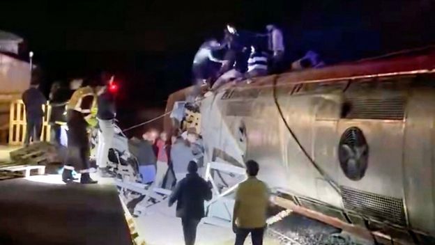 Teška željeznička nesreća u Španjolskoj - 4