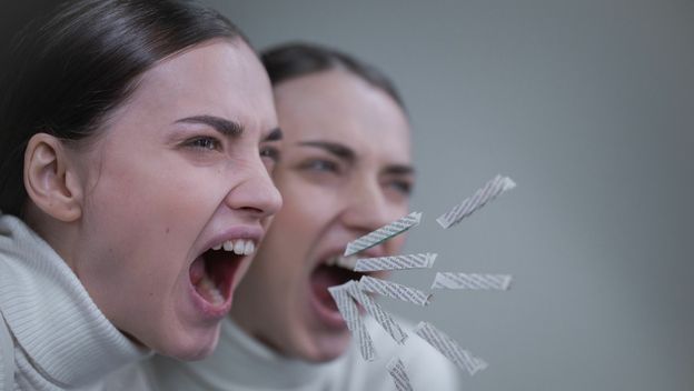 Slične žene koje viču