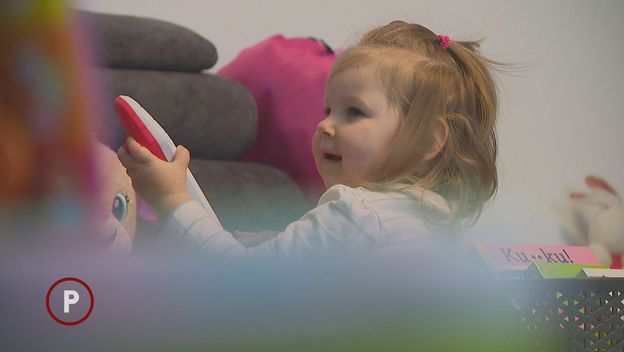 Anđelina (2) boluje od ultra rijetke bolesti - 1