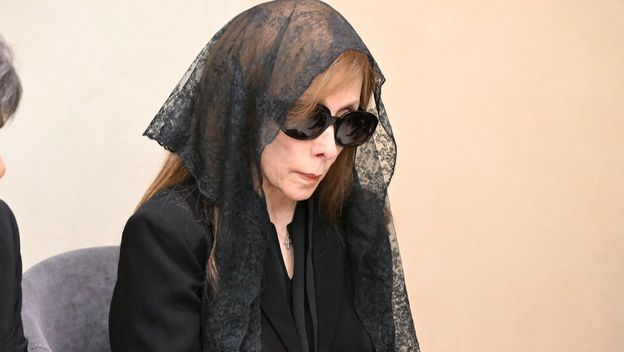 Fairuz - 10