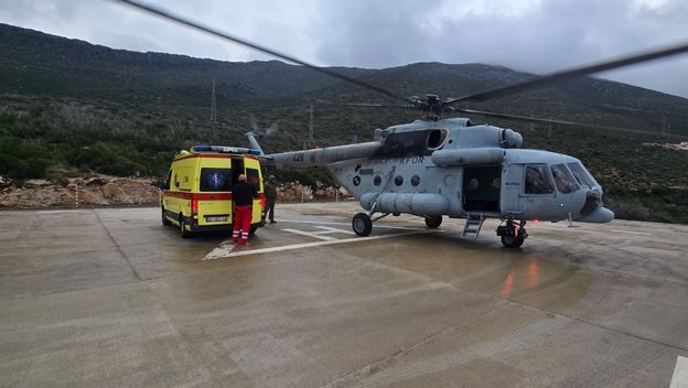 Vojni piloti helikoptera HRZ-a pomogli trudnici