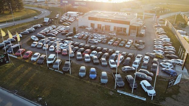 Kako pametno kupiti rabljeni automobil u 2026.: Vodič koji štedi živce, novac i vrijeme