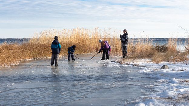 Zaleđeno jezero, ilustracija
