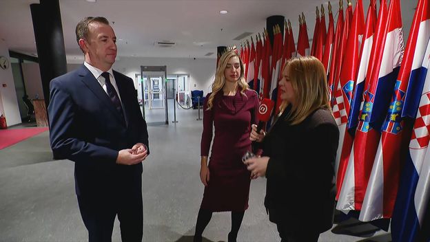 Petra Buljan, Sanja radolović i Nikola Mažar - 4